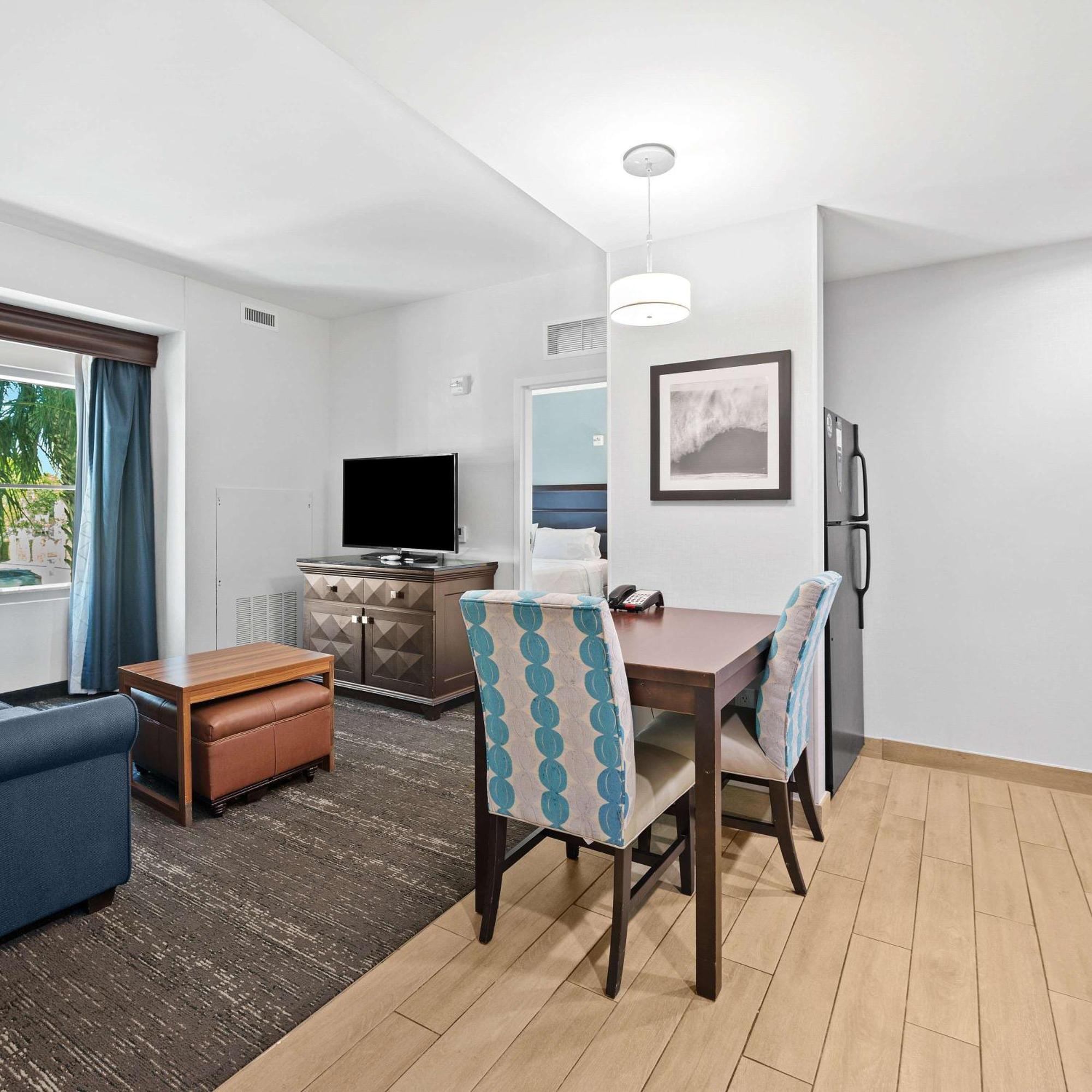 Homewood Suites By Hilton Fort Lauderdale Airport-Cruise Port Dania Beach Extérieur photo